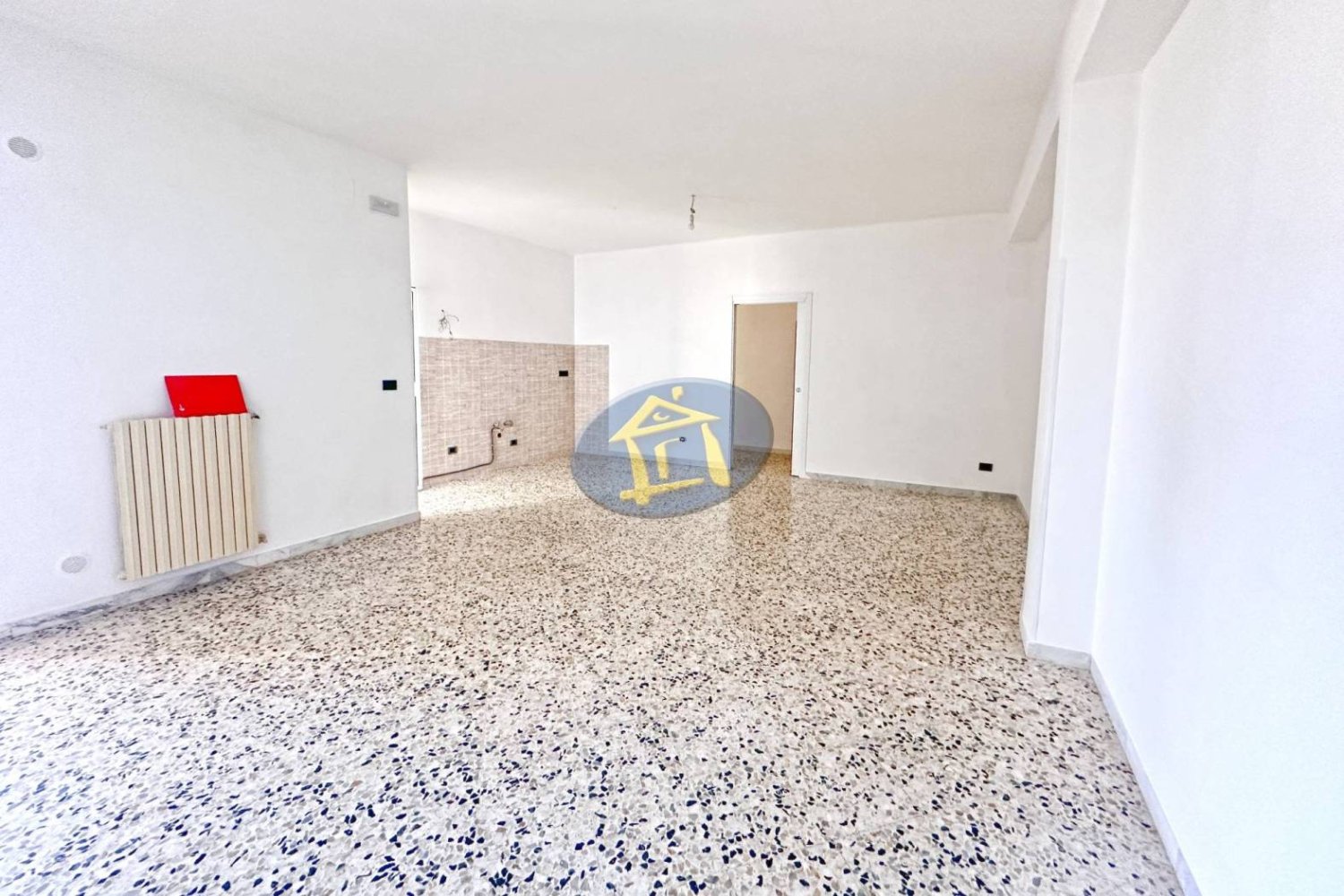 Квартира с 2 спальнями в Путиньяно, Италия № 268538