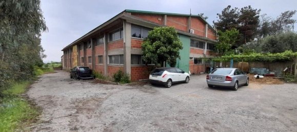 1300m² Property in Evosmos, Greece No. 3647 2