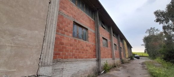 1300m² Property in Evosmos, Greece No. 3647 4