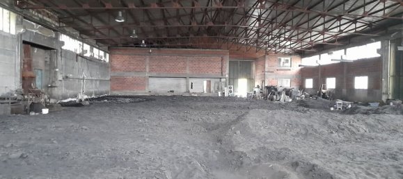 1300m² Property in Evosmos, Greece No. 3647 7