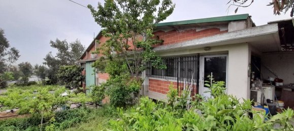 1300m² Property in Evosmos, Greece No. 3647 5