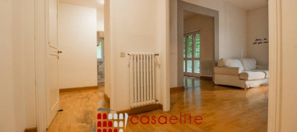 Apartamento de 2 dormitorios en Rome, Italy No. 82018 4