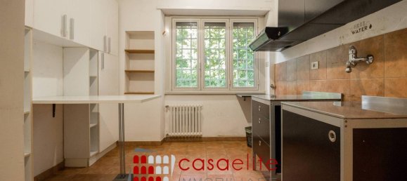 Apartamento de 2 dormitorios en Rome, Italy No. 82018 20