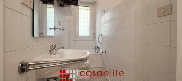 Apartamento de 2 dormitorios en Rome, Italy No. 82018 31