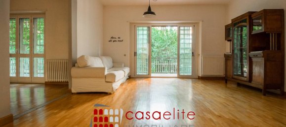 Apartamento de 2 dormitorios en Rome, Italy No. 82018 5