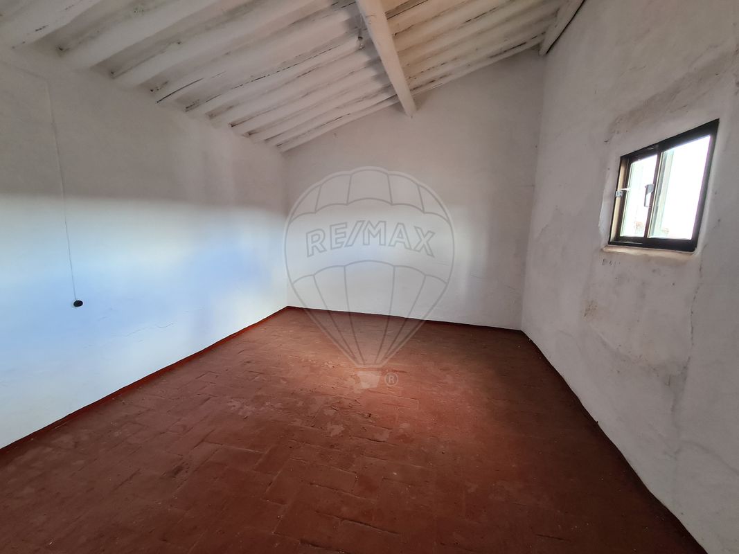 Casa de 1 dormitorio en Borba, Portugal No. 181792