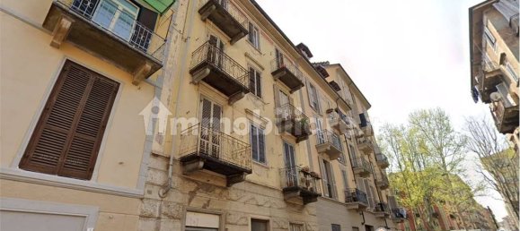 1 bedroom Apartment in Turin, Italy No. 10374 3