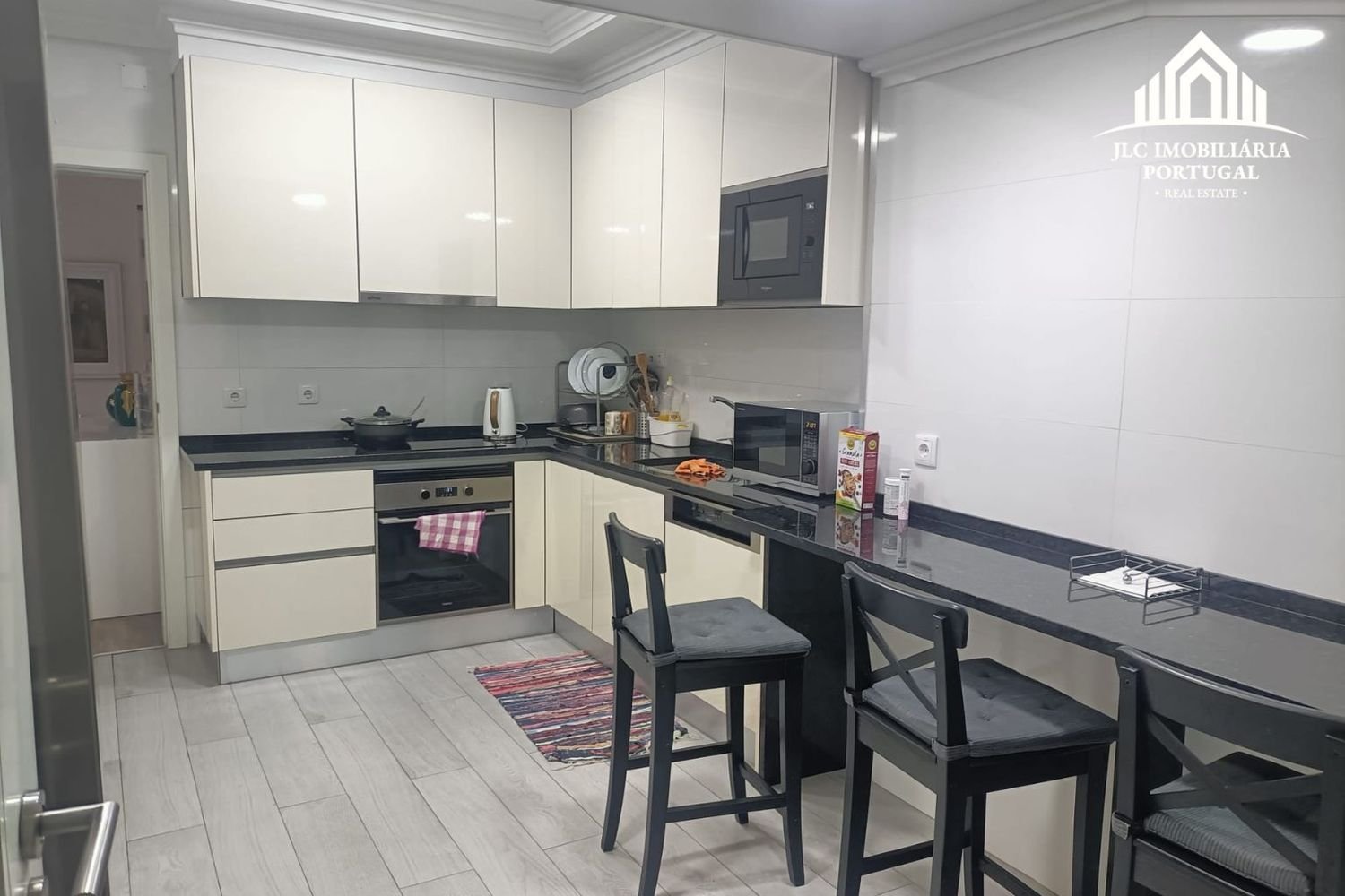 3 bedrooms Duplex in Amadora, Portugal No. 347198