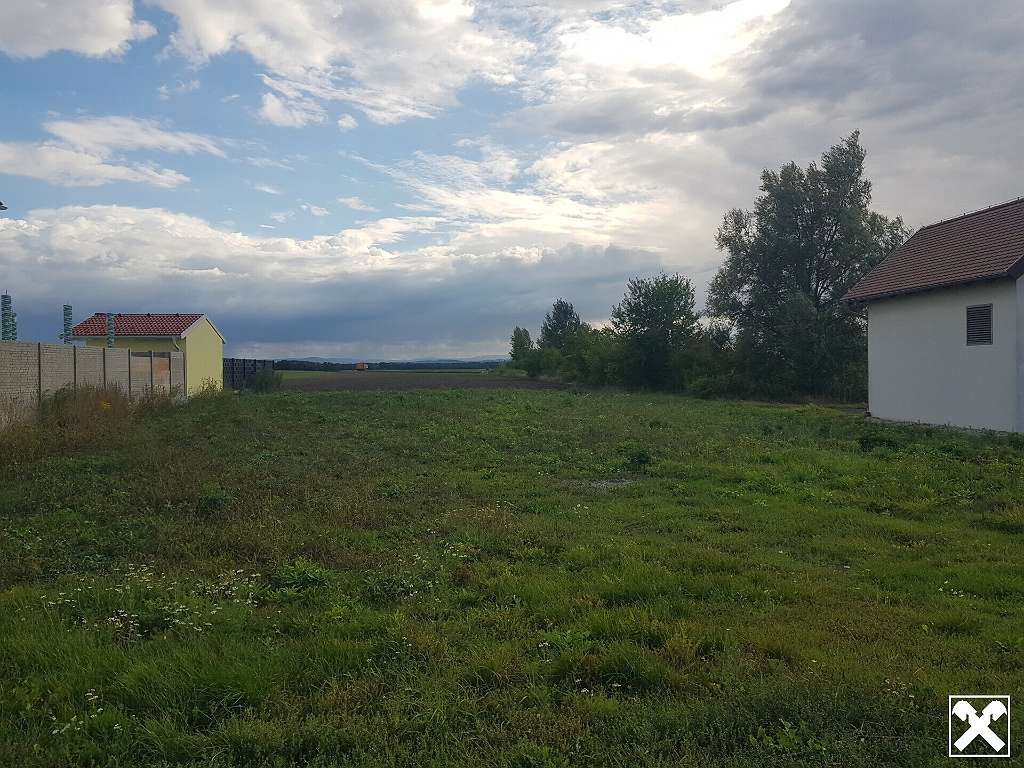  قطعة أرض في Absdorf, Austria رقم 111808