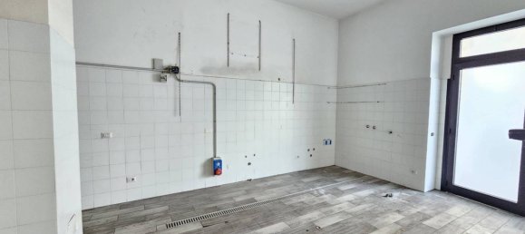 1-Zimmer Gewerbliche Immobilie in Milan, Italy, Nr. 260191 4