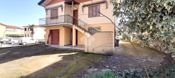 3 rooms House in Rovolon, Italy No. 4572 49