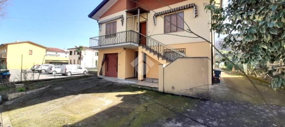 3 rooms House in Rovolon, Italy No. 4572 2