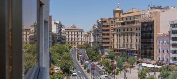 4 bedrooms Apartment in Granada, Spain No. 167694 5