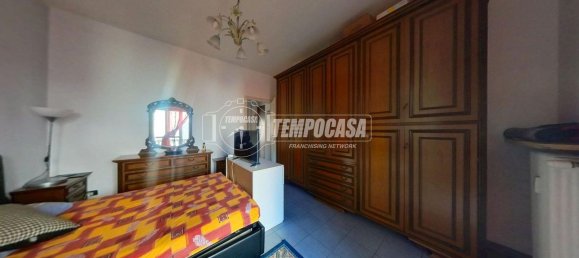 2 bedrooms Apartment in Turin, Italy No. 354964 3