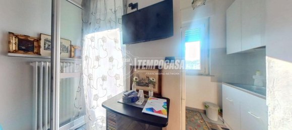 2 bedrooms Apartment in Turin, Italy No. 354964 9