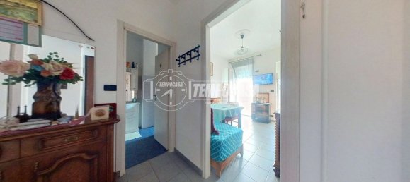 2 bedrooms Apartment in Turin, Italy No. 354964 7