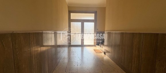 2 bedrooms Apartment in Turin, Italy No. 354964 22