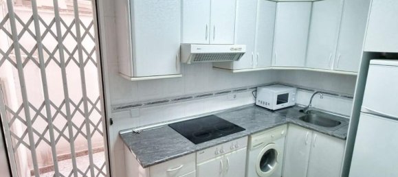 1 bedroom Apartment in Torrevieja, Spain No. 180300 3