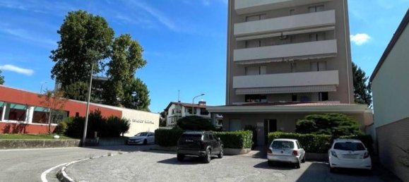 4-Zimmer Wohnung in Pordenone, Italy, Nr. 258995 2