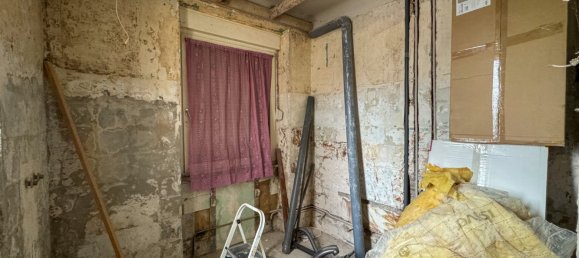 Casa de 4 dormitorios en Hayange, France No. 245666 9