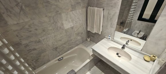 3 Schlafzimmer Wohnung in Estepona, Spain, Nr. 52907 19