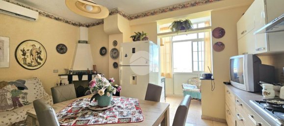 4 rooms Apartment in Palermo, Italy No. 9245 26