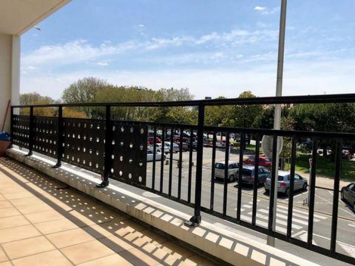 Кондоминиум  с 4 спальнями в Руайан, Франция № 32099