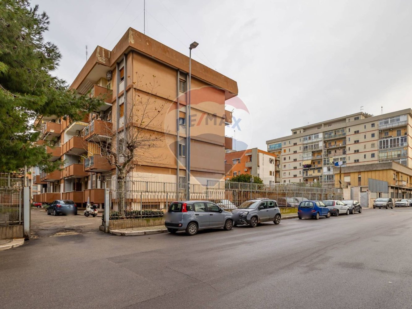 1غرفة عقار تجاري في Bari, Italy رقم 311675