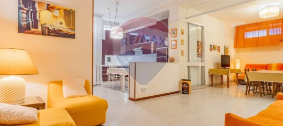 1غرفة عقار تجاري في Bari, Italy رقم 311675 4