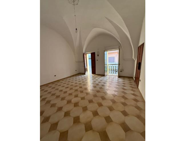 Apartamento de 2 dormitorios en Crispiano, Italy No. 374430