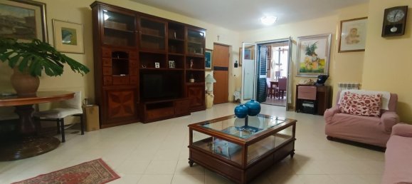 Apartamento de 5 dormitorios en Villaricca, Italy No. 334770 8