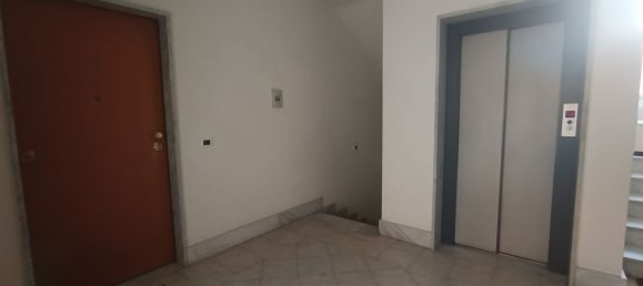 Apartamento de 5 dormitorios en Villaricca, Italy No. 334770 14