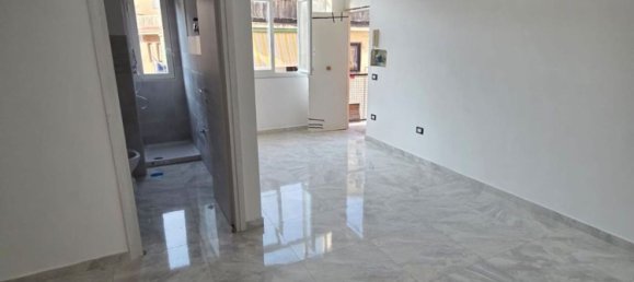 2 bedrooms Apartment in Naples, Italy No. 327744 13