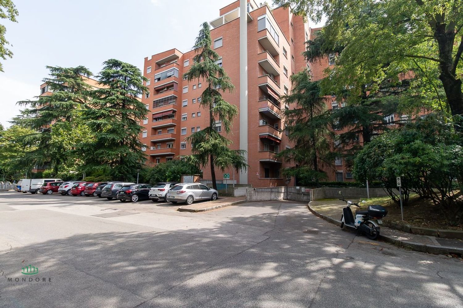 Apartamento de 4 dormitorios en Bologna, Italy No. 330610