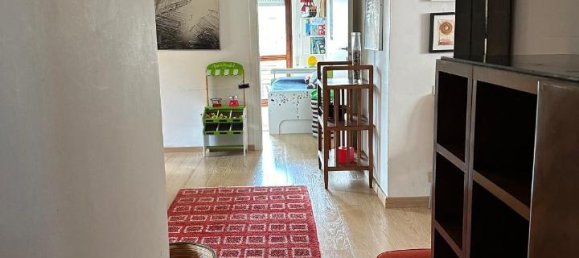 3 rooms Apartment in Carrara, Italy No. 26044 4