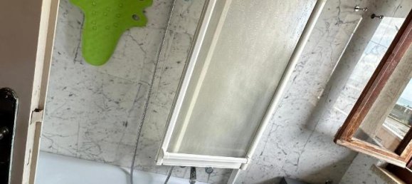 3 rooms Apartment in Carrara, Italy No. 26044 20