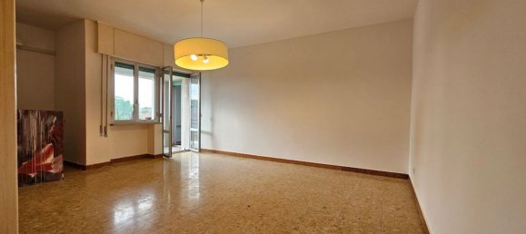 Квартира с 3 комнатами в Удине, Италия № 304347 6