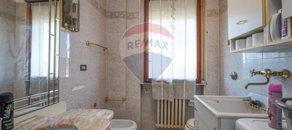 3 rooms Apartment in Curno, Italy No. 267929 16