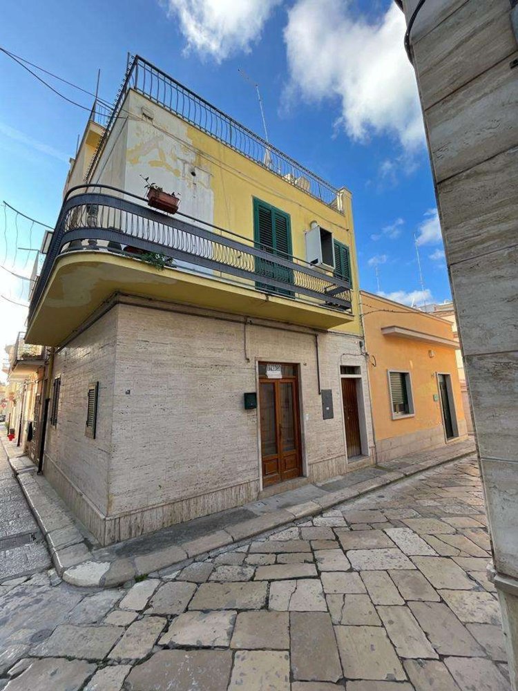 Casa de 3 divisões em Canosa di Puglia, Italy N.º 103040