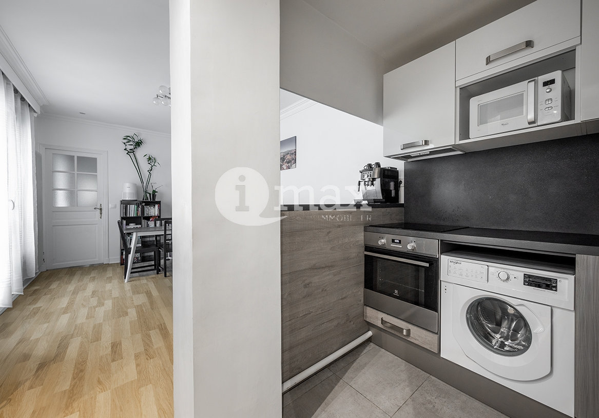 2 bedrooms Apartment in Levallois-Perret, France No. 116028