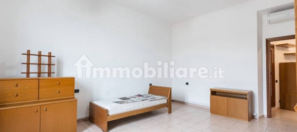 2 chambres Appartement à Carugo, Italy No. 260683 6
