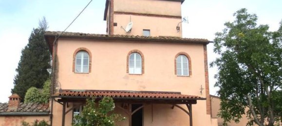 5 bedrooms Villa in Castelnuovo Berardenga, Italy No. 215452 2