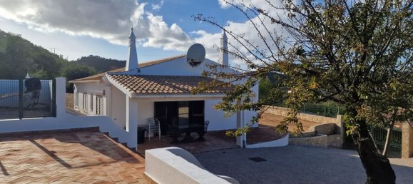 Casa de 3 dormitorios en Santa Catarina da Fonte do Bispo, Portugal No. 62373 3