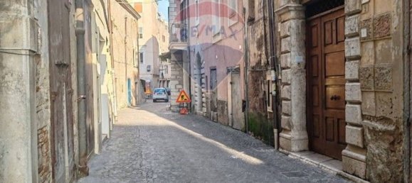 16m² Commercial property in Minturno, Italy No. 324054 5