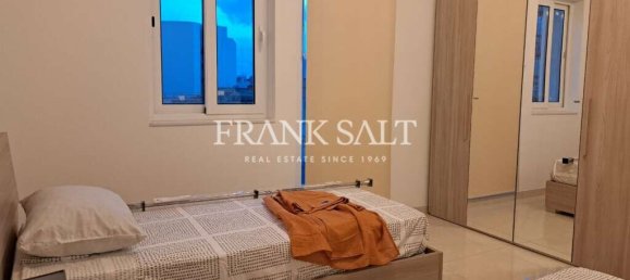 Apartamento de 2 dormitorios en San Gwann, Malta No. 7948 6