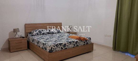 Apartamento de 2 dormitorios en San Gwann, Malta No. 7948 5