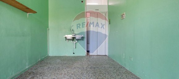 1 room Commercial property in Cairate, Italy No. 265357 5