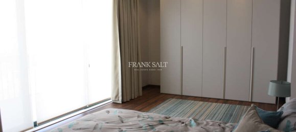 3 bedrooms Penthouse in Sliema, Malta No. 6533 19