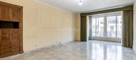 Apartamento de 6 dormitorios en Granada, Spain No. 136079 8