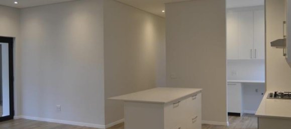 3 bedrooms House in Somerset West, South Africa No. 17 4